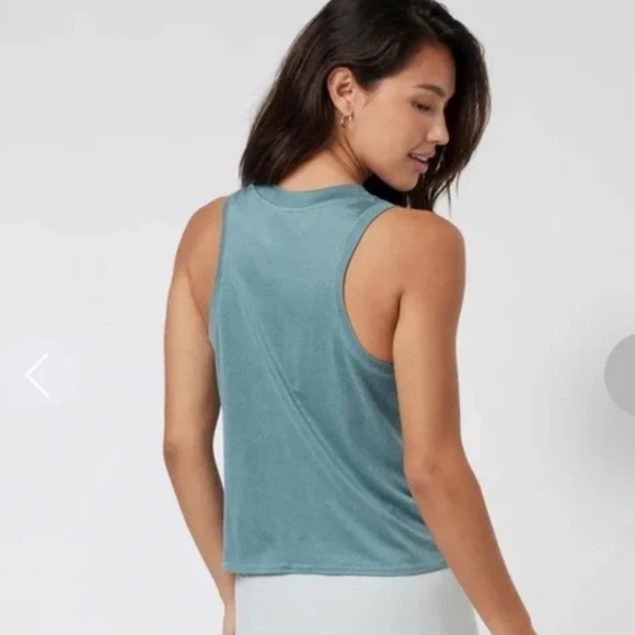 Vuori Energy Women’s Tank Crop Top Iron Heather Small - Picture 6 of 6